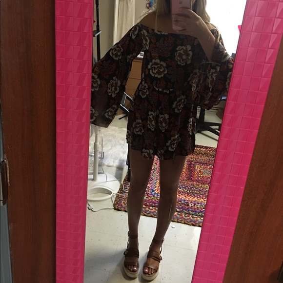 URBAN OUTFITTERS navy floral long sleeve romper - Picture 2 of 4